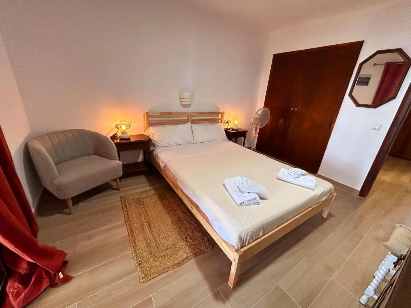 Apartament Bien Ubicado Vista A Pinos Y Al Mar